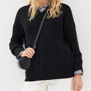 Solid Marin V Neck Sweater | Black